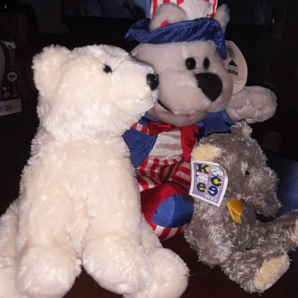 3 - Assorted Stuffed Bears. - Picture 3 of 3